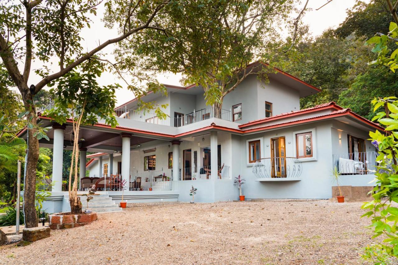 הוילה Lermitage Farms Kashid Alibaug מראה חיצוני תמונה